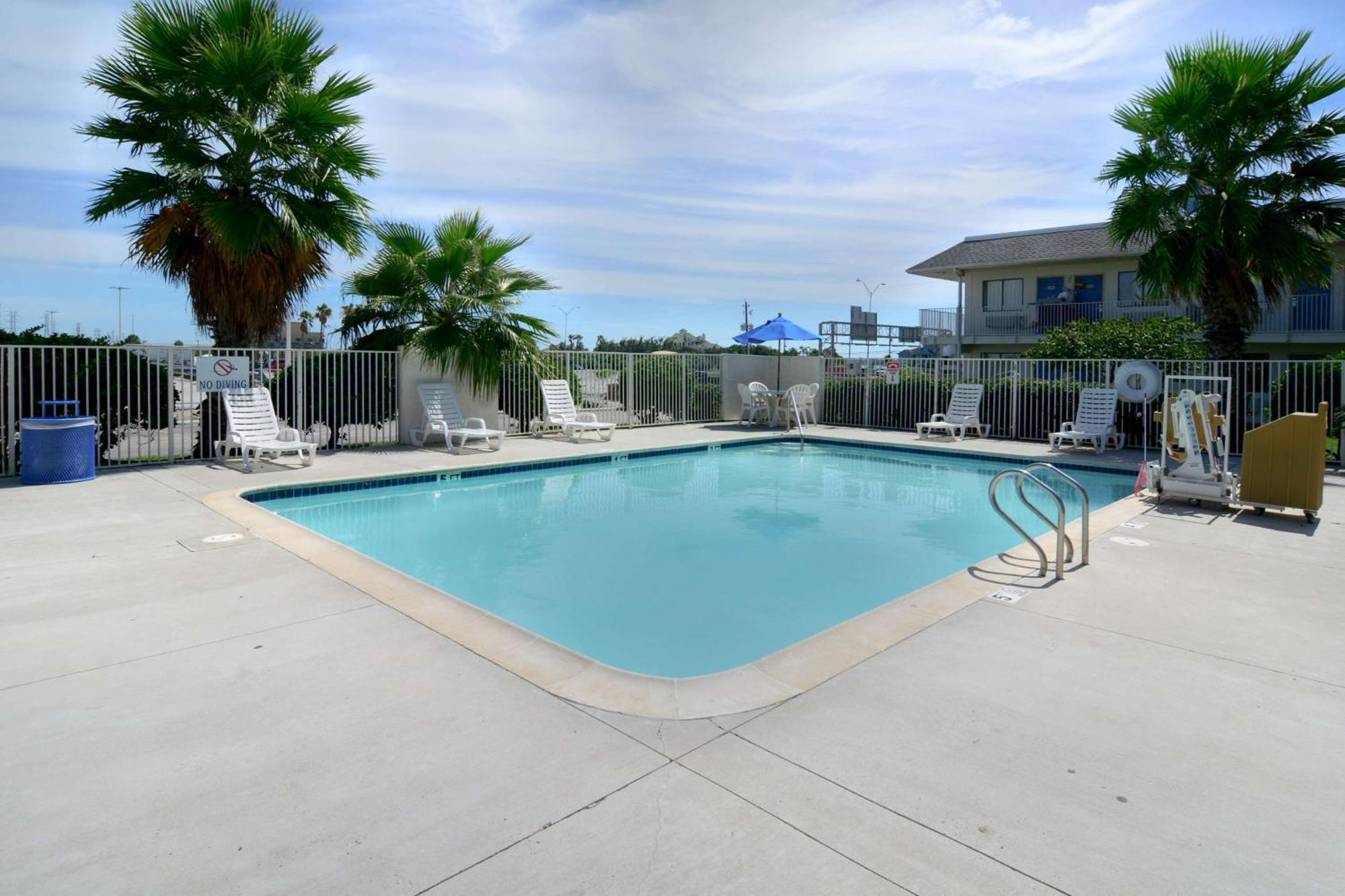 Motel 6-Galveston, Tx Екстер'єр фото